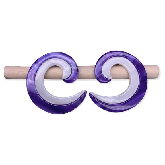 Vintage 80s Purple and White Curl Earrings - Picture 1 of 2